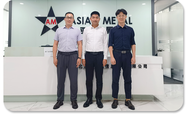 Asian Metal Group photo of characters