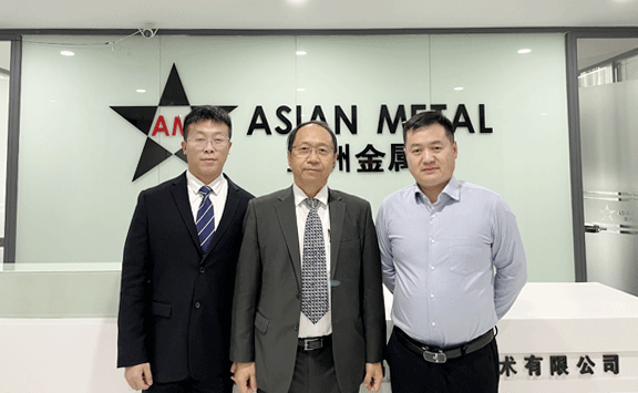 Asian Metal Group photo of characters